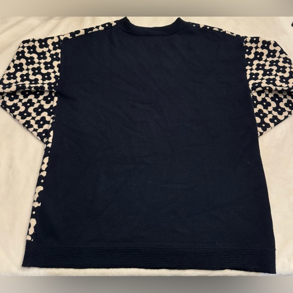 Leo & Ugo Paris Navy and White Floral Patterned Women's Sweater, sz XL - Picture 7 of 8